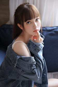 体育课跑步